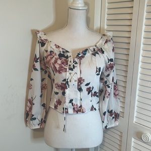 𝅺speed Limit Floral Crop Top